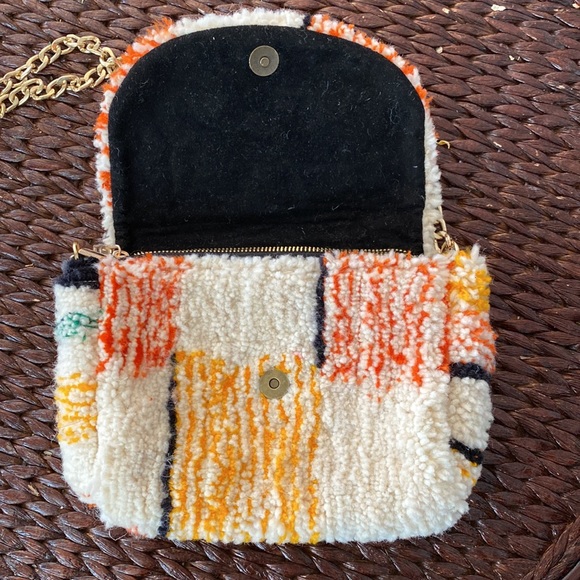 Handmade Moroccan Handbag - Picture 2 of 5